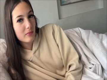 Sophie Tyler - Sick Day 2025 04 16