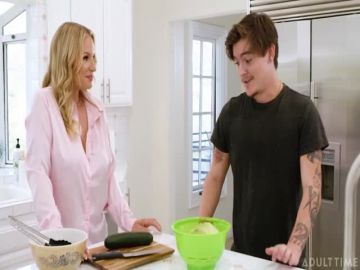 Rachael Cavalli - Cant Stop Thinking About It 04 06 2025