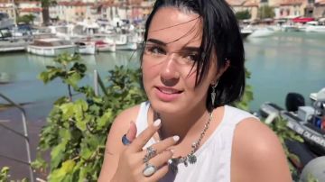 JacquieEtMichelTV Rose 20 Years Old Veterinary Student In Lille 11 09 2025