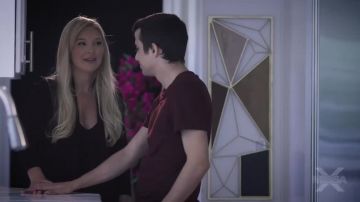 Laura Bentley - Date With Mom 19 08 2025