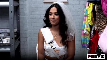 Luxe La Fox - Case No. 8004407: Too Many Dildos for One Girl 08 11 2025