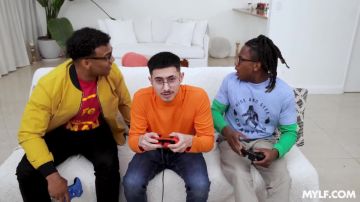 Lauren Phillips - Taking Two Big Black Cocks While My Nerdy Son Isn't Watching 05 04 2026