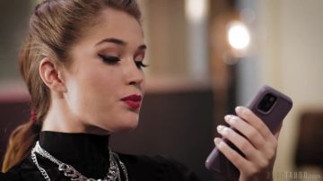 Candice Dare, Evelyn Claire - Infidelity Clause