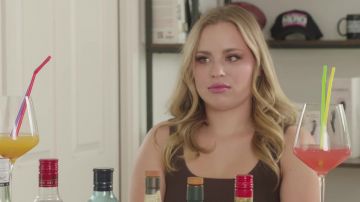 JacquieEtMichelTV Anna Claire Clouds - 28 Years Old A Rough Diamond Hungry For Sex 30 09 2026