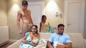 Yasmina Khan, Mia Z - Stepsister Walked In On Me Railing Her Boyfriend So We Ended Up With A Filthy Couple Swap Foursome
